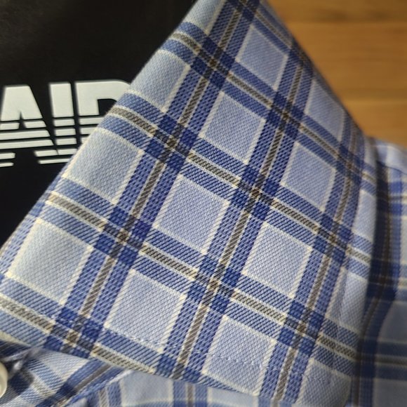 Hugo Boss dress Shirt 15 - Picture 2 of 6